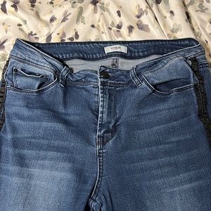 kenzie black strip dark blue skinny jeans